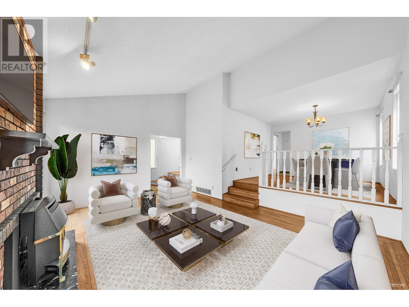 Listing Picture 8 of 40 : 4553 W 8TH AVENUE, Vancouver / 溫哥華 - 魯藝地產 Yvonne Lu Group - MLS Medallion Club Member