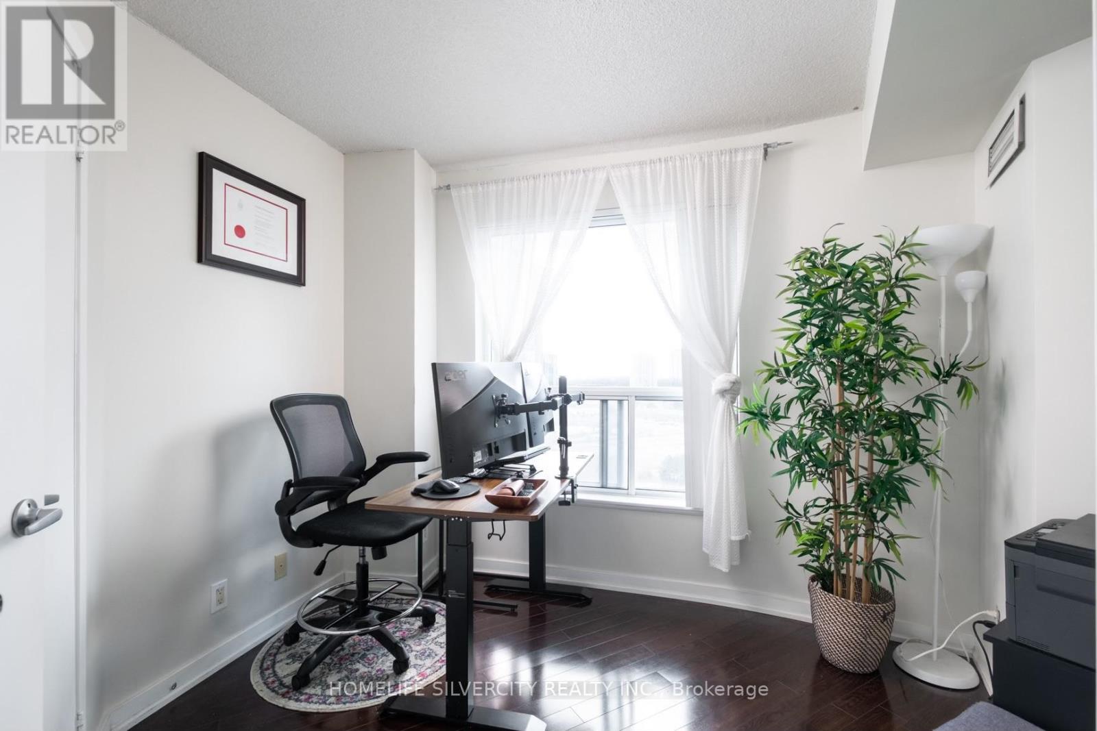 1611 - 36 Lee Centre Drive, Toronto, Ontario  M1H 3K2 - Photo 3 - E9393457