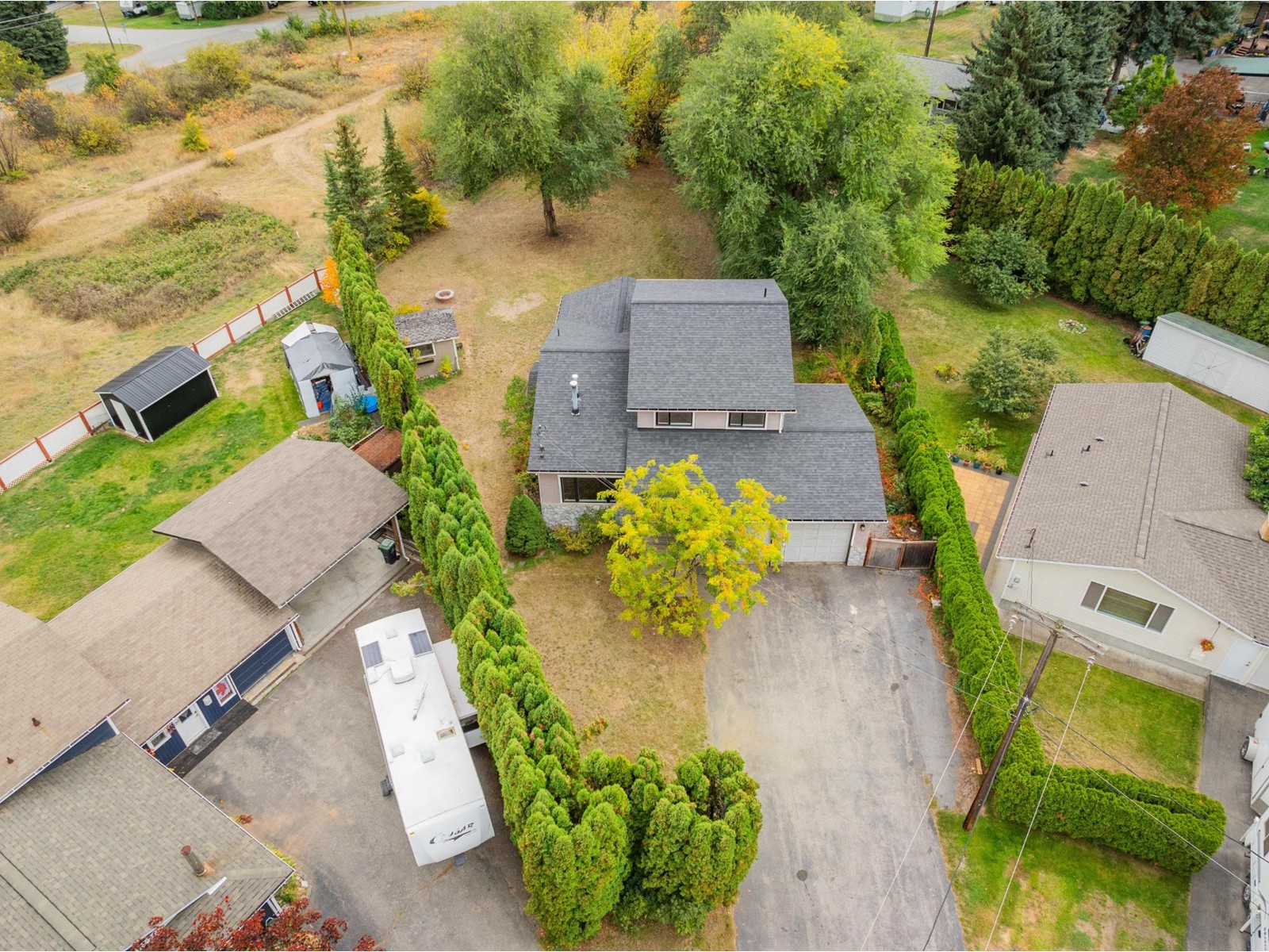 402 BERESFORD  Crescent, castlegar, British Columbia