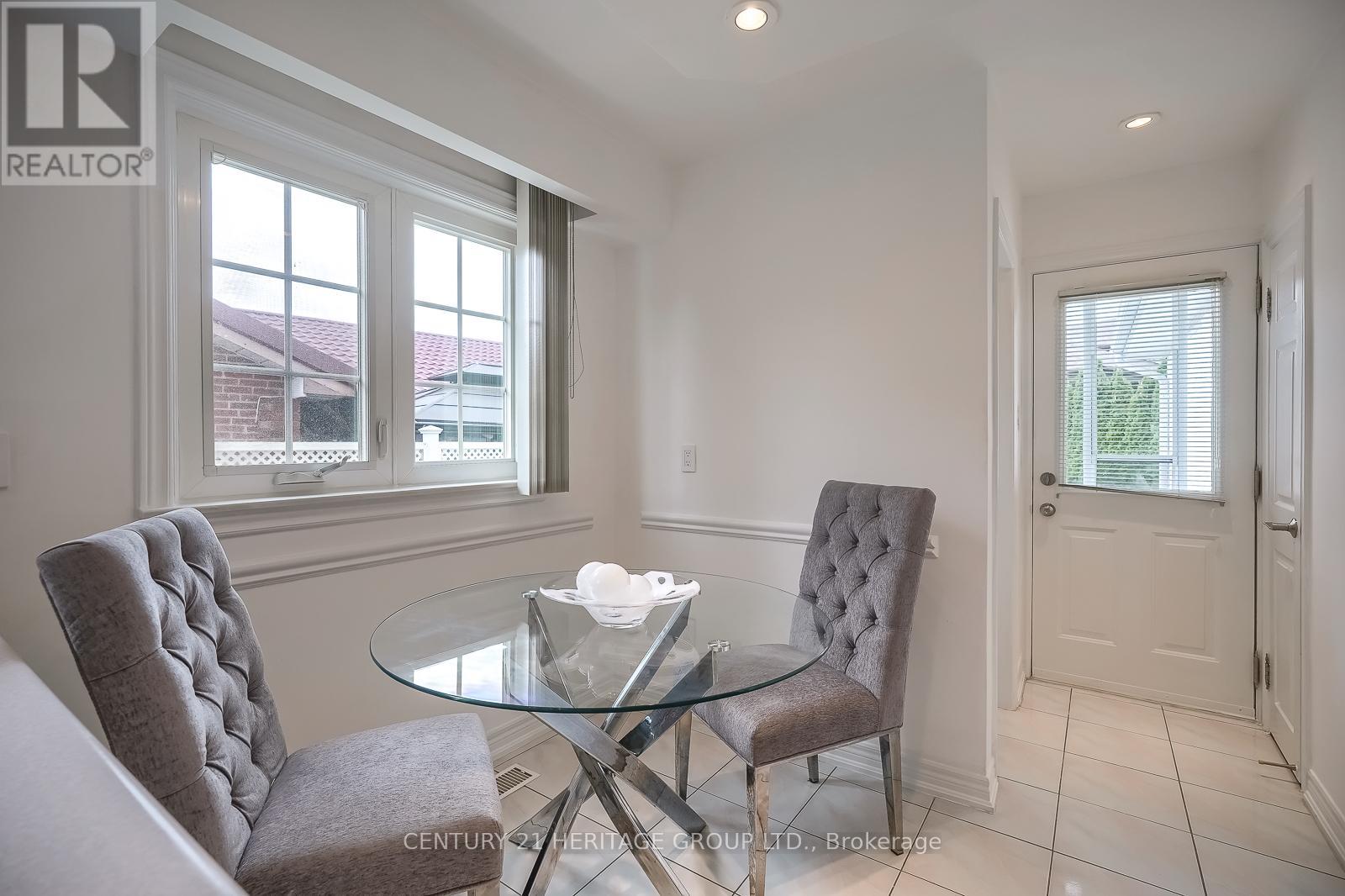 91 Fulwell Crescent, Toronto (York University Heights), Ontario  M3J 1Y4 - Photo 20 - W9393473