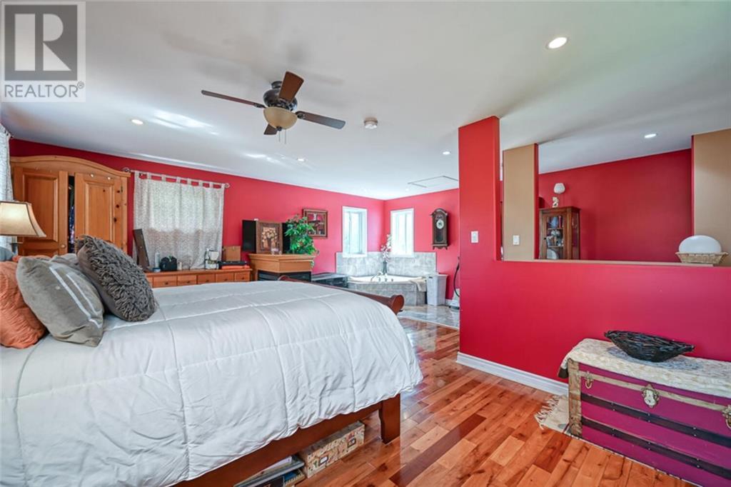 111 Rideau Street, Drummond/north Elmsley, Ontario  K7H 3C7 - Photo 19 - X9521658