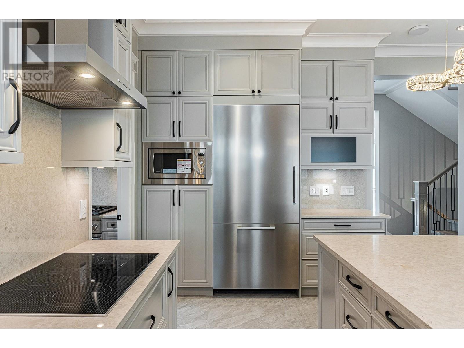 Listing Picture 8 of 33 : 3349 W 37TH AVENUE, Vancouver / 溫哥華 - 魯藝地產 Yvonne Lu Group - MLS Medallion Club Member