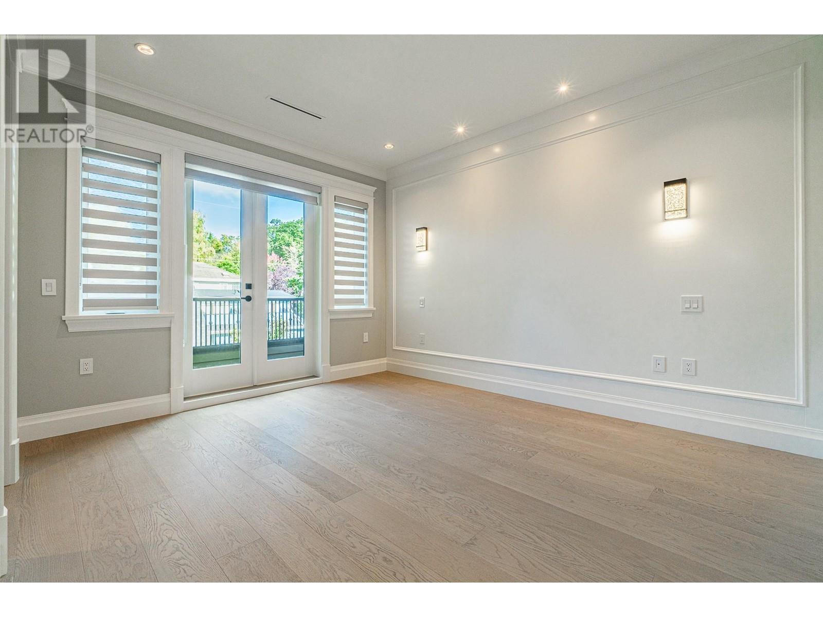 Listing Picture 13 of 33 : 3349 W 37TH AVENUE, Vancouver / 溫哥華 - 魯藝地產 Yvonne Lu Group - MLS Medallion Club Member