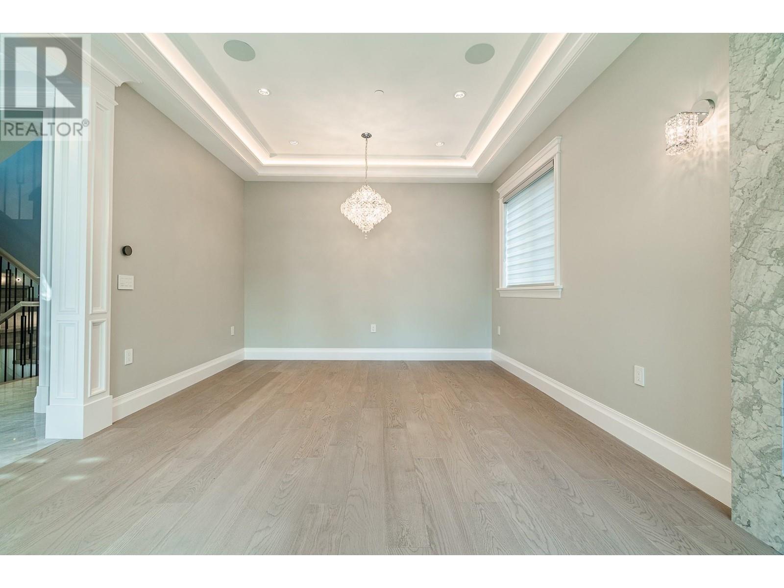 Listing Picture 21 of 33 : 3349 W 37TH AVENUE, Vancouver / 溫哥華 - 魯藝地產 Yvonne Lu Group - MLS Medallion Club Member