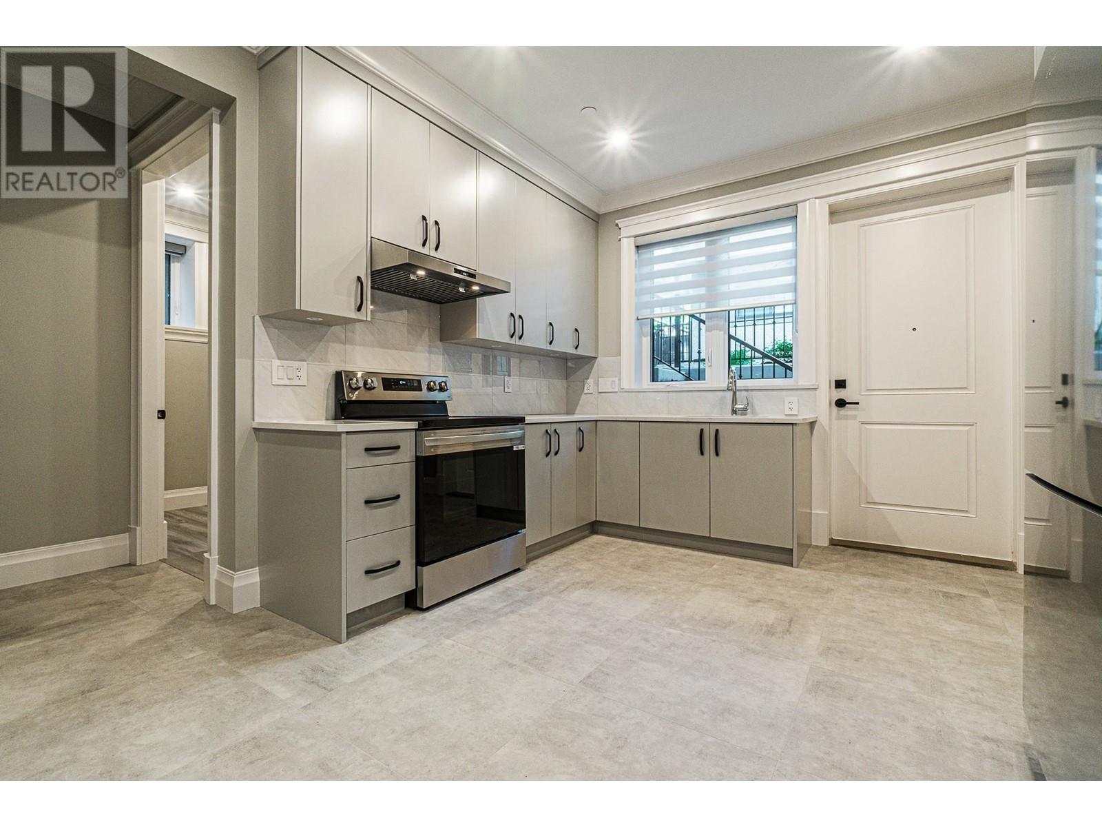 Listing Picture 26 of 33 : 3349 W 37TH AVENUE, Vancouver / 溫哥華 - 魯藝地產 Yvonne Lu Group - MLS Medallion Club Member