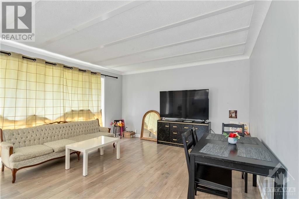 1112 Fifth Street E, Cornwall, Ontario  K6H 2M8 - Photo 4 - X9521478