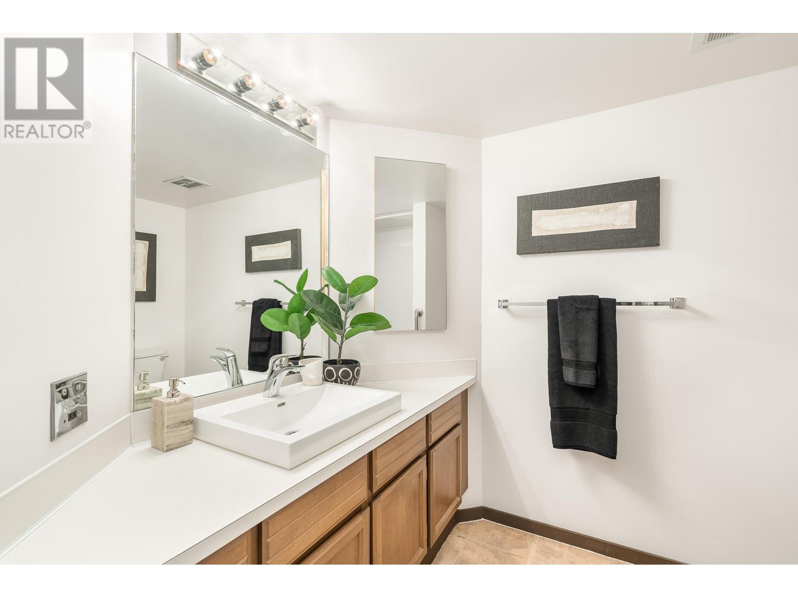 603 1420 Duchess Avenue, West Vancouver, British Columbia V7T 1H8 - Photo 16 - R2935026