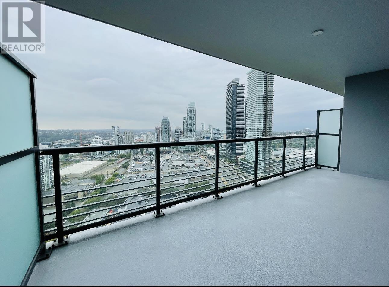 Listing Picture 11 of 14 : 2901 4720 LOUGHEED HIGHWAY, Burnaby / 本拿比 - 魯藝地產 Yvonne Lu Group - MLS Medallion Club Member