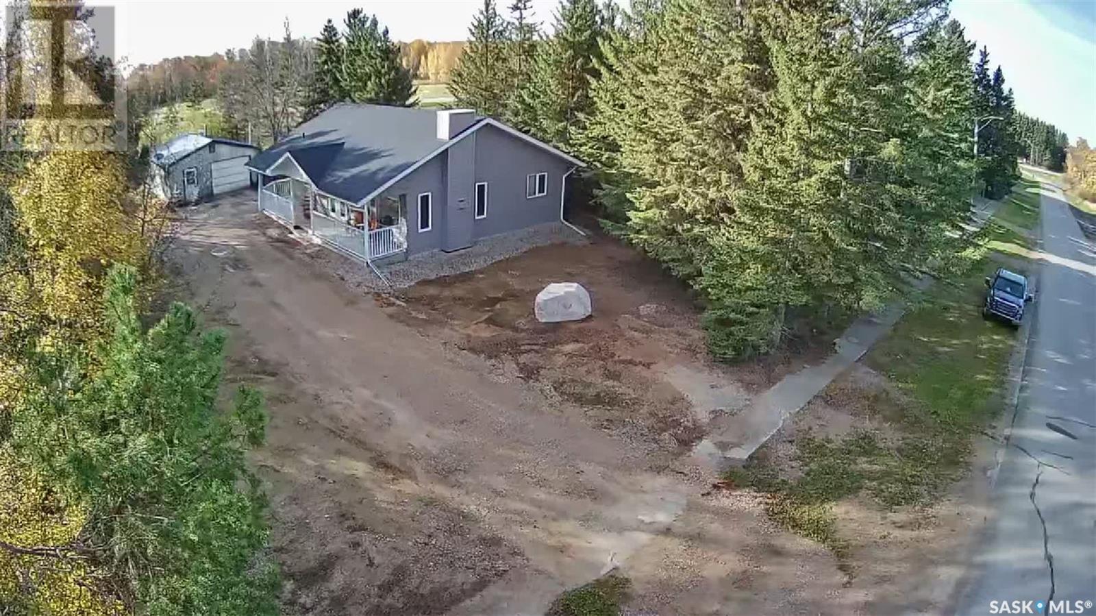 Property at 431 Centre STREET image 2