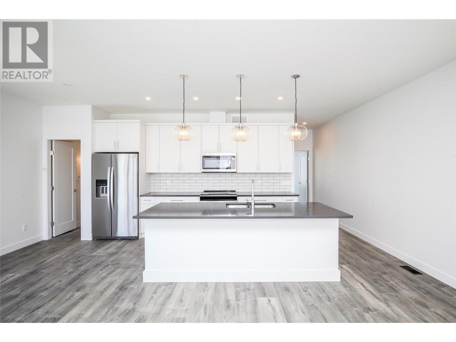 Property at 610 Academy Way Unit# 114 image 5