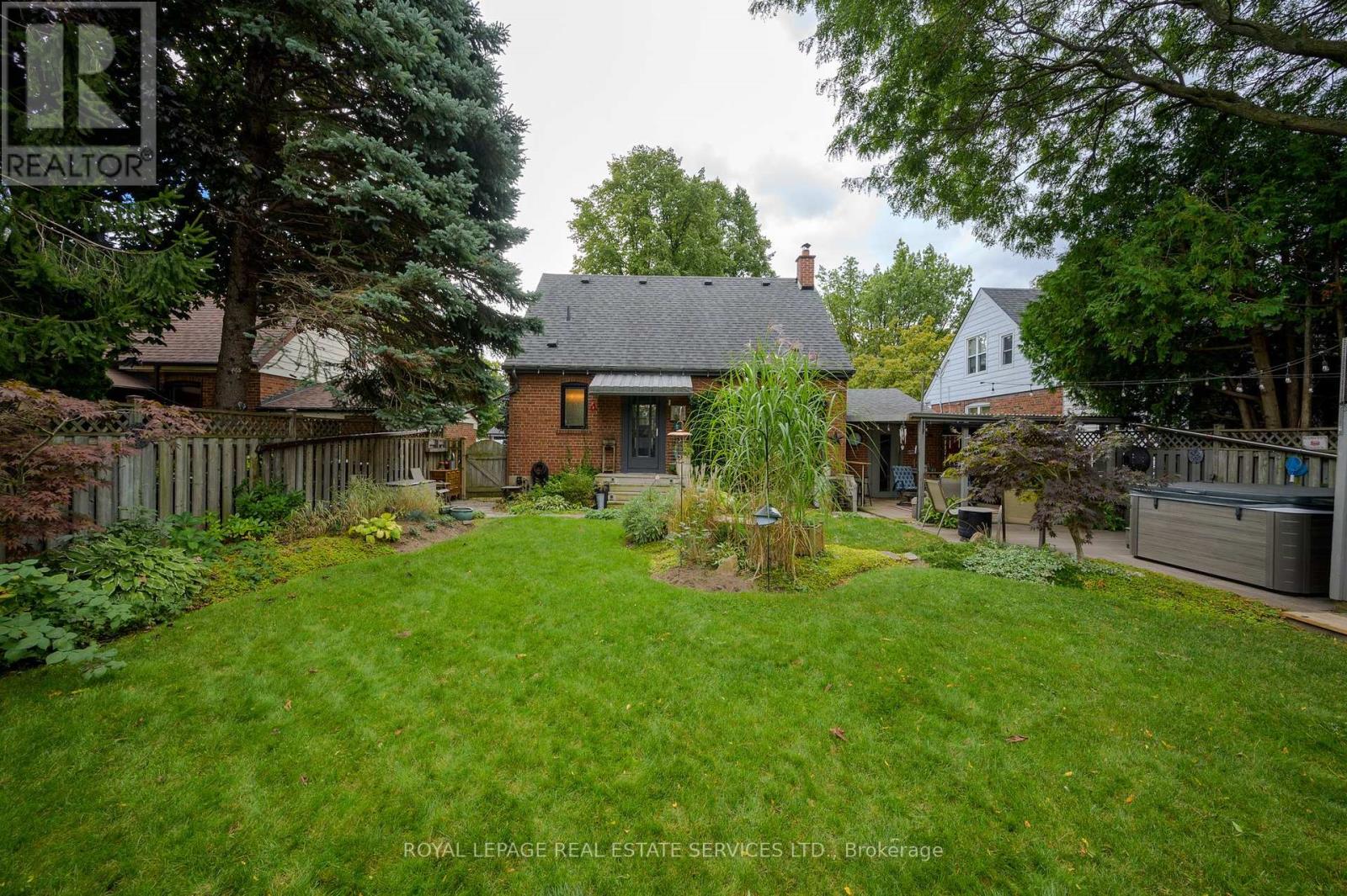 46 Castlebar Road, Toronto, Ontario  M8Z 2J6 - Photo 24 - W9391731