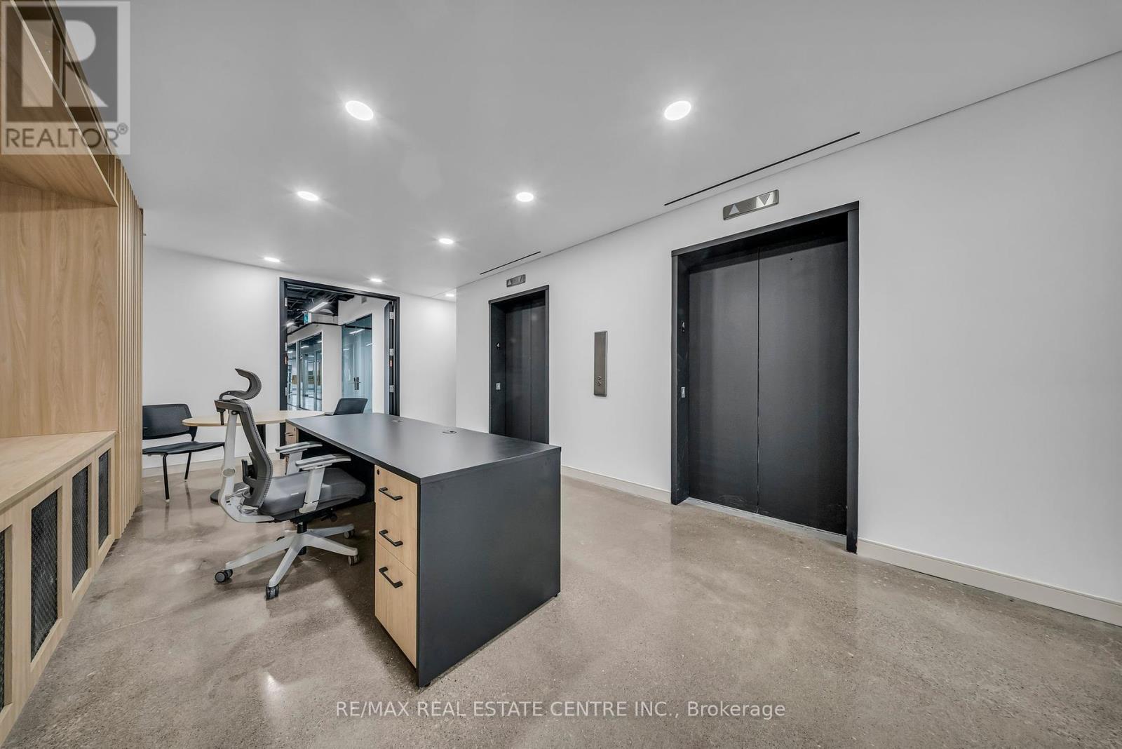 #5 - 1940 Eglinton Avenue E, Toronto (Wexford-Maryvale), Ontario  M1L 2M2 - Photo 3 - E9393853