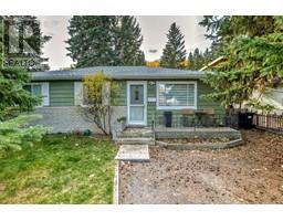 8931 33 Avenue NW, calgary, Alberta