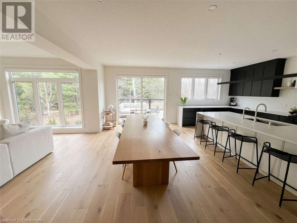 Property at 38 MCINTYRE Court image 5