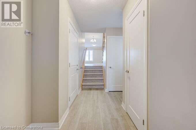 114 Laguna Village Crescent, Hamilton, Ontario  L5B 4B1 - Photo 5 - 40662236