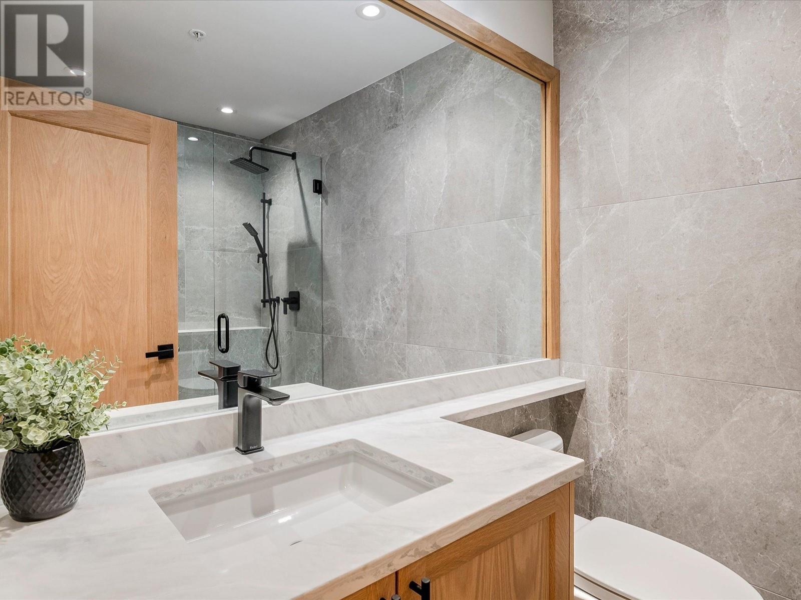 310 4821 Spearhead Drive, Whistler, British Columbia  V8E 1E8 - Photo 14 - R2935140