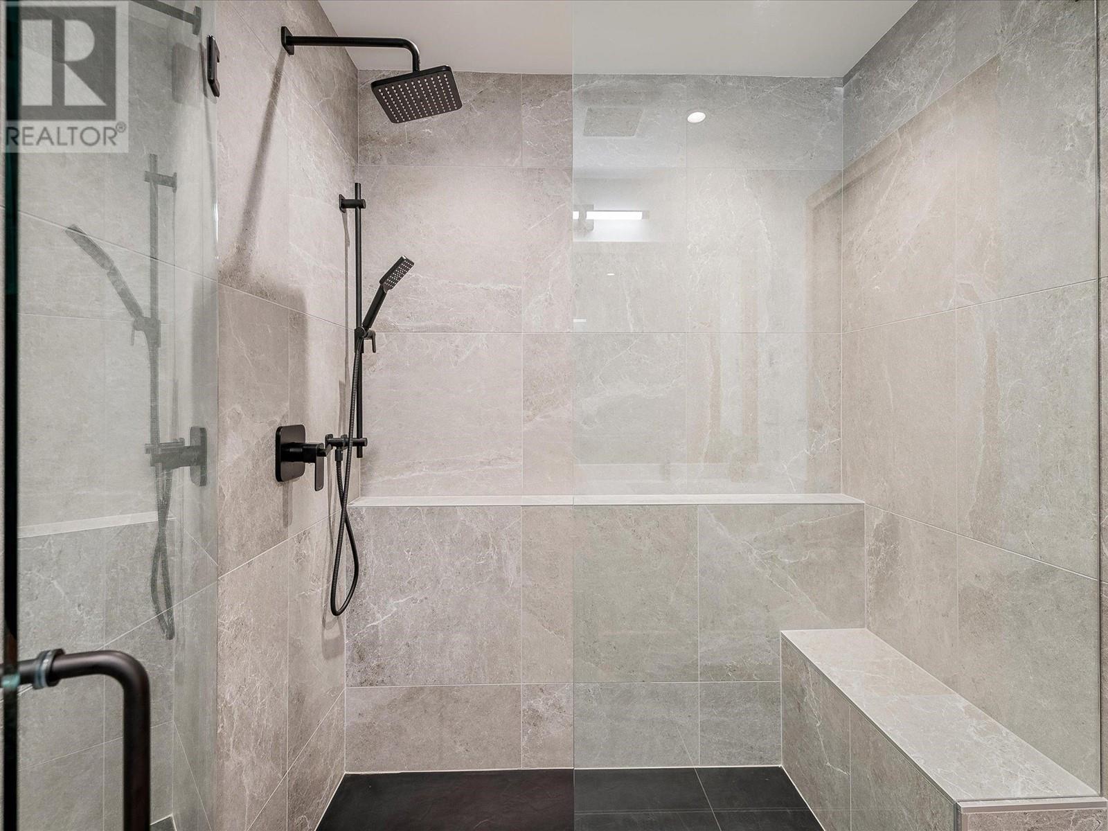 310 4821 Spearhead Drive, Whistler, British Columbia  V8E 1E8 - Photo 15 - R2935140