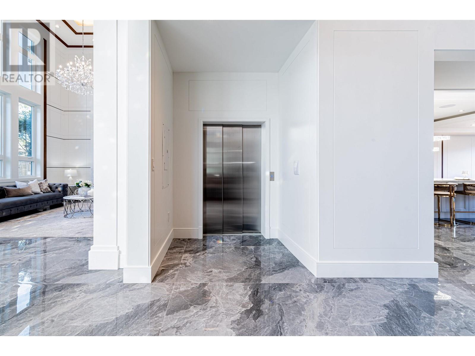Listing Picture 33 of 40 : 4208 CANDLEWOOD DRIVE, Richmond / 烈治文 - 魯藝地產 Yvonne Lu Group - MLS Medallion Club Member
