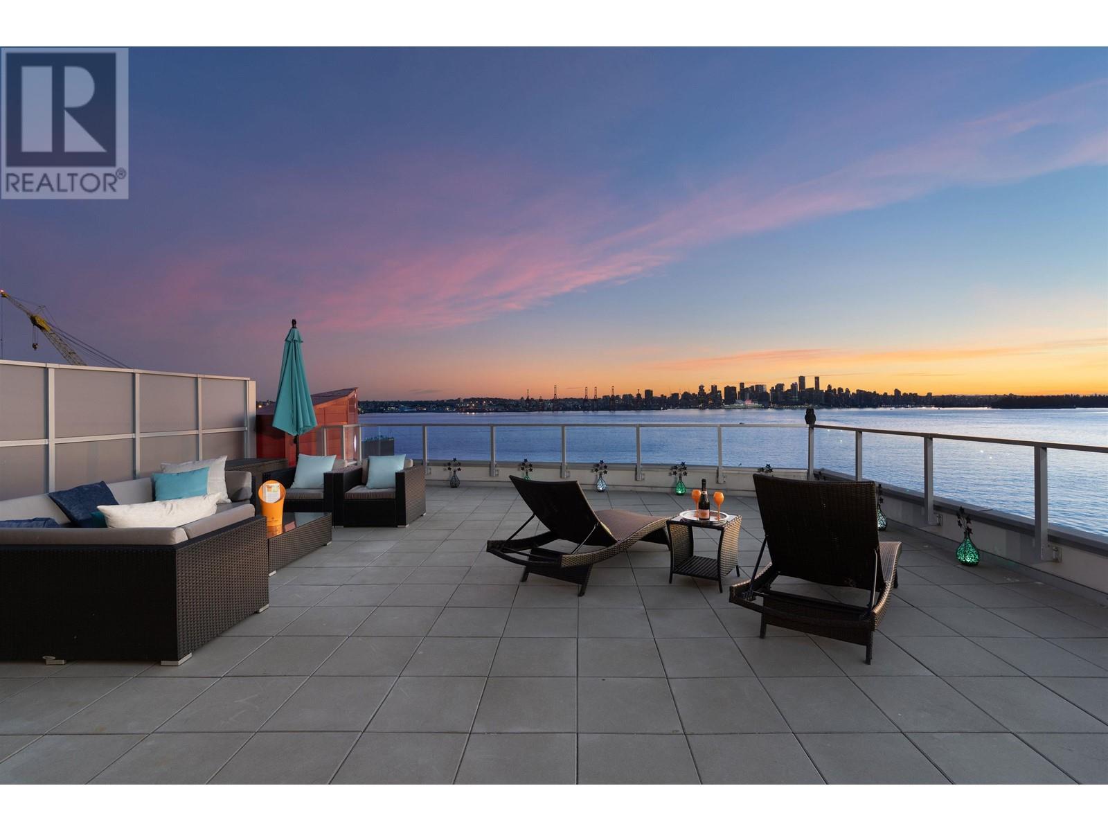 PH3 175 VICTORY SHIP WAY, North Vancouver, British Columbia One