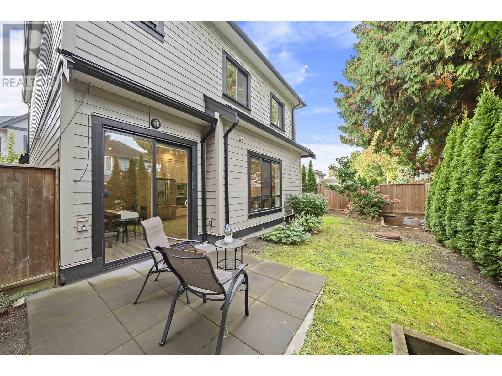 Listing Picture 27 of 28 : 10 7388 RAILWAY AVENUE, Richmond / 烈治文 - 魯藝地產 Yvonne Lu Group - MLS Medallion Club Member