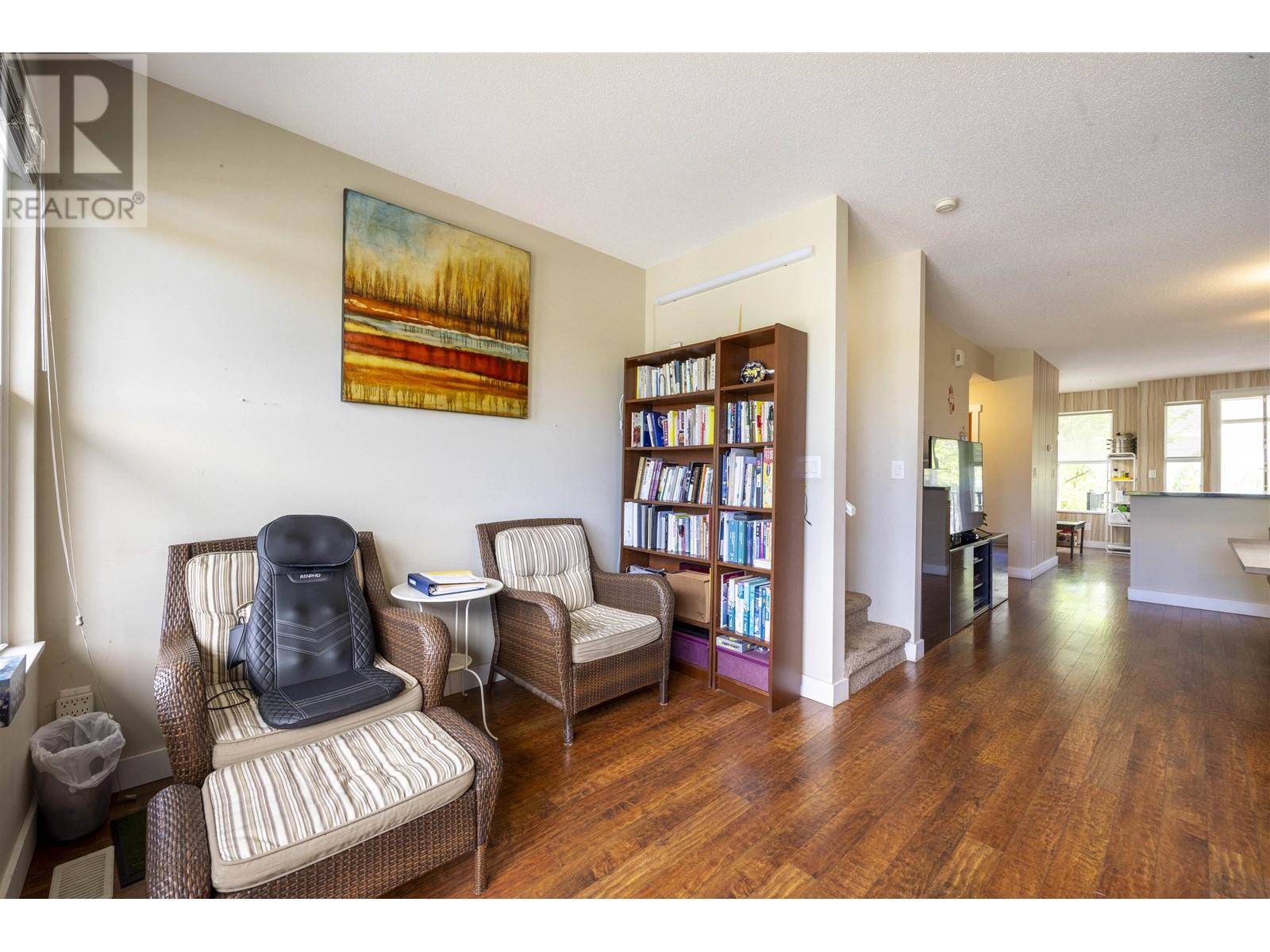 32 6736 SOUTHPOINT DRIVE