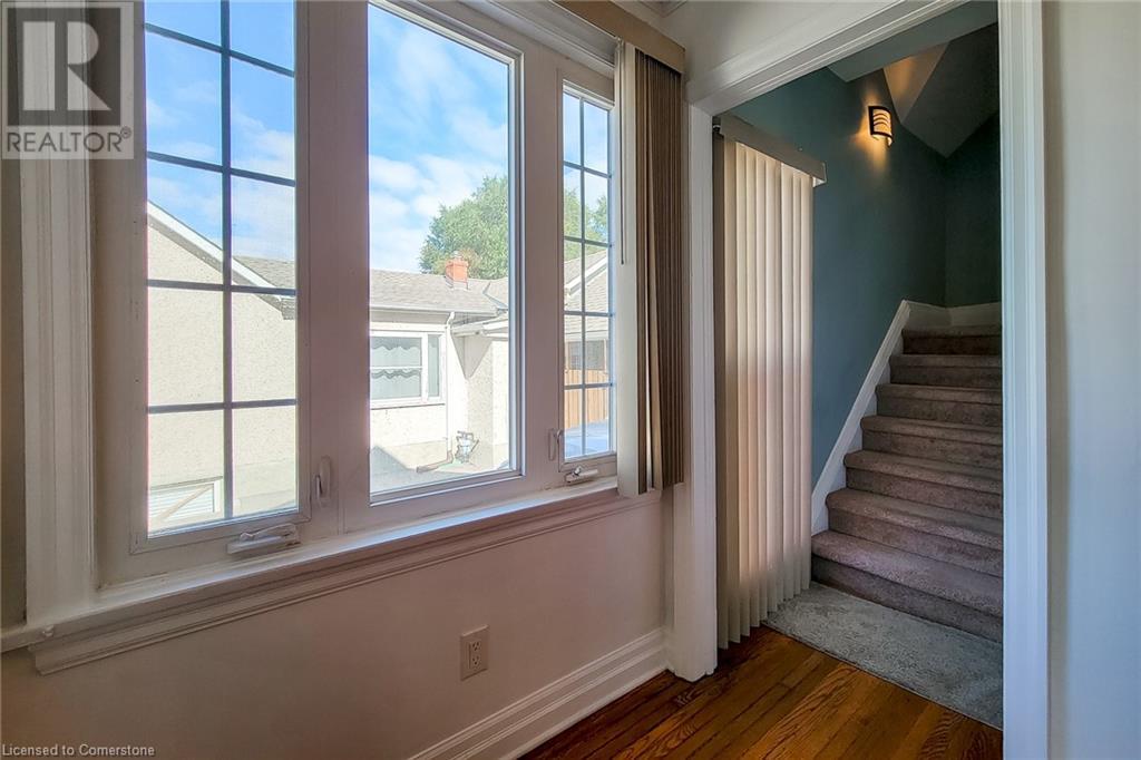 38 Haig Street, St. Catharines, Ontario  L2R 2K8 - Photo 19 - 40662326