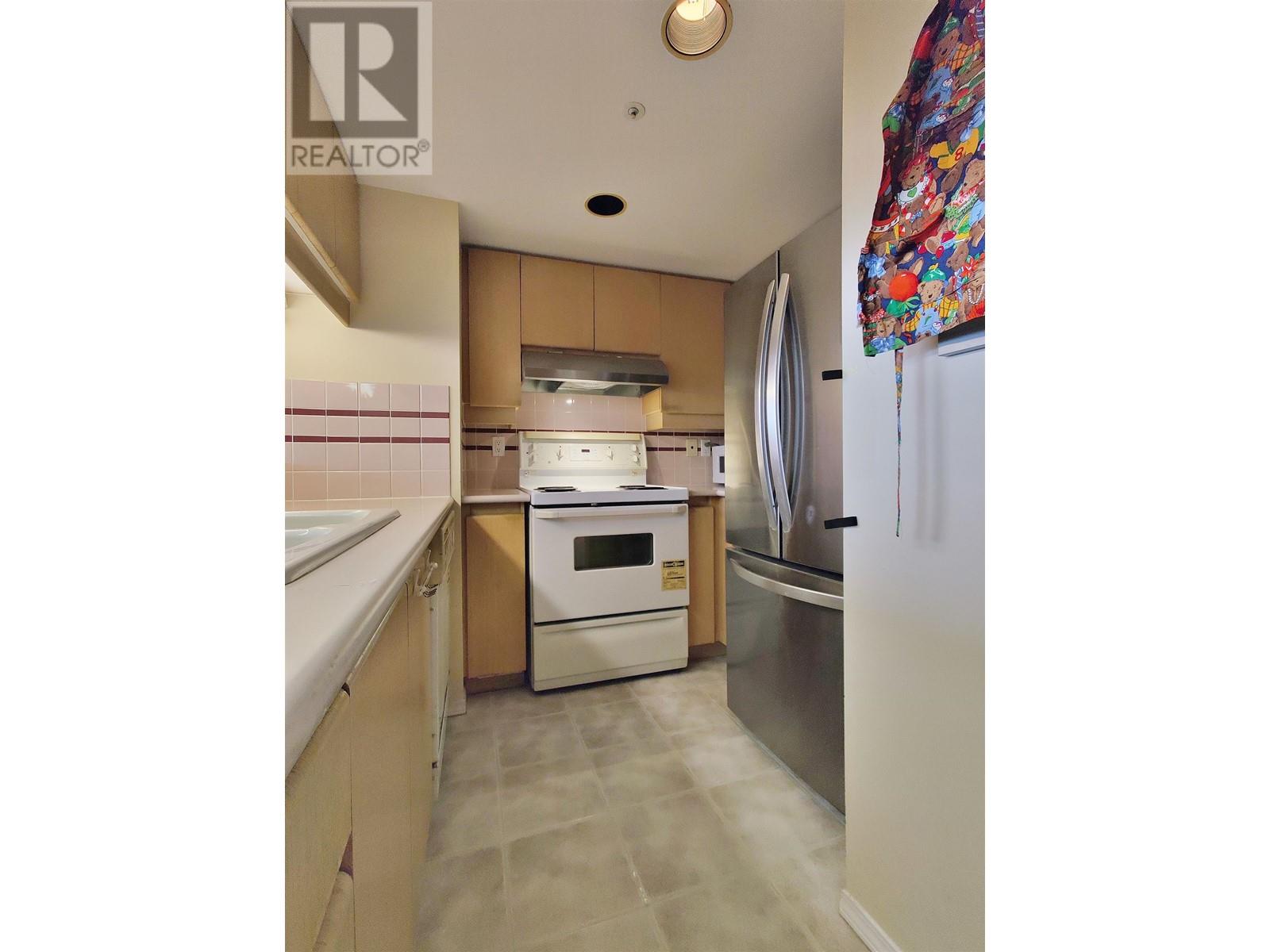 2203 183 Keefer Place, Vancouver, British Columbia  V6B 6B9 - Photo 8 - R2931017