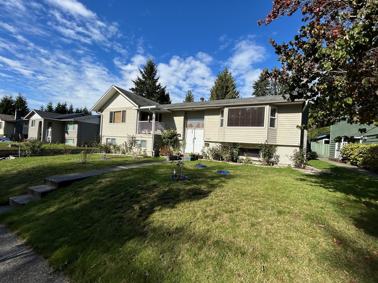 Property at 14435 102B AVENUE image 1