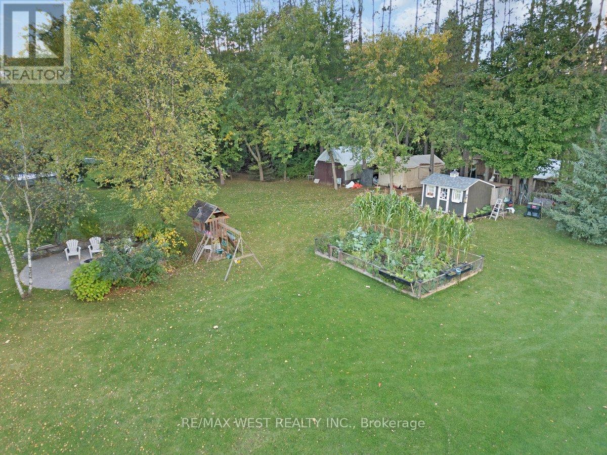 4 Gordons Creek Ct Court S, Halton Hills (Acton), Ontario  L7J 2L8 - Photo 36 - W9394289