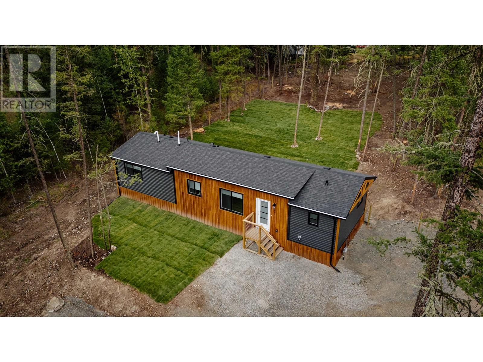 4873 Kemmi Crescent, 108 Mile Ranch, British Columbia  V0K 2Z0 - Photo 4 - R2914178