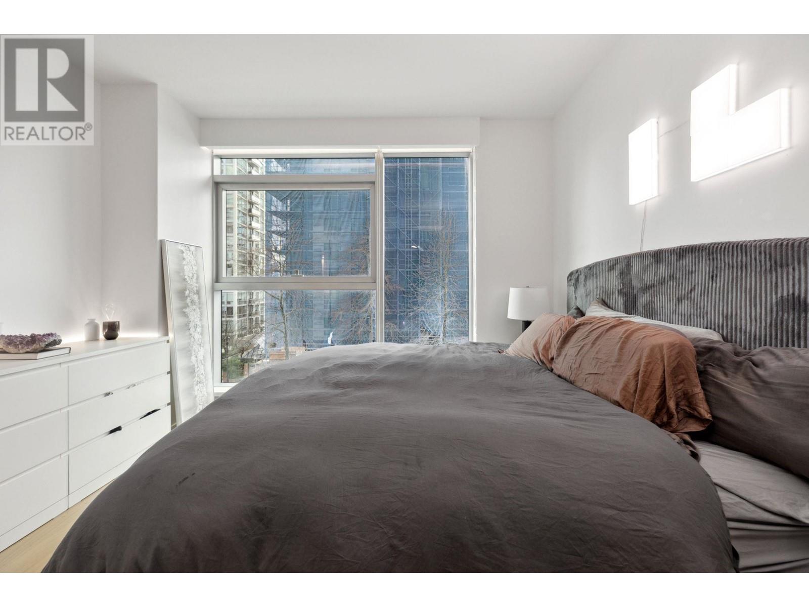 301 889 Pacific Street, Vancouver, British Columbia V6Z 1C3 - Photo 11 - R2935174