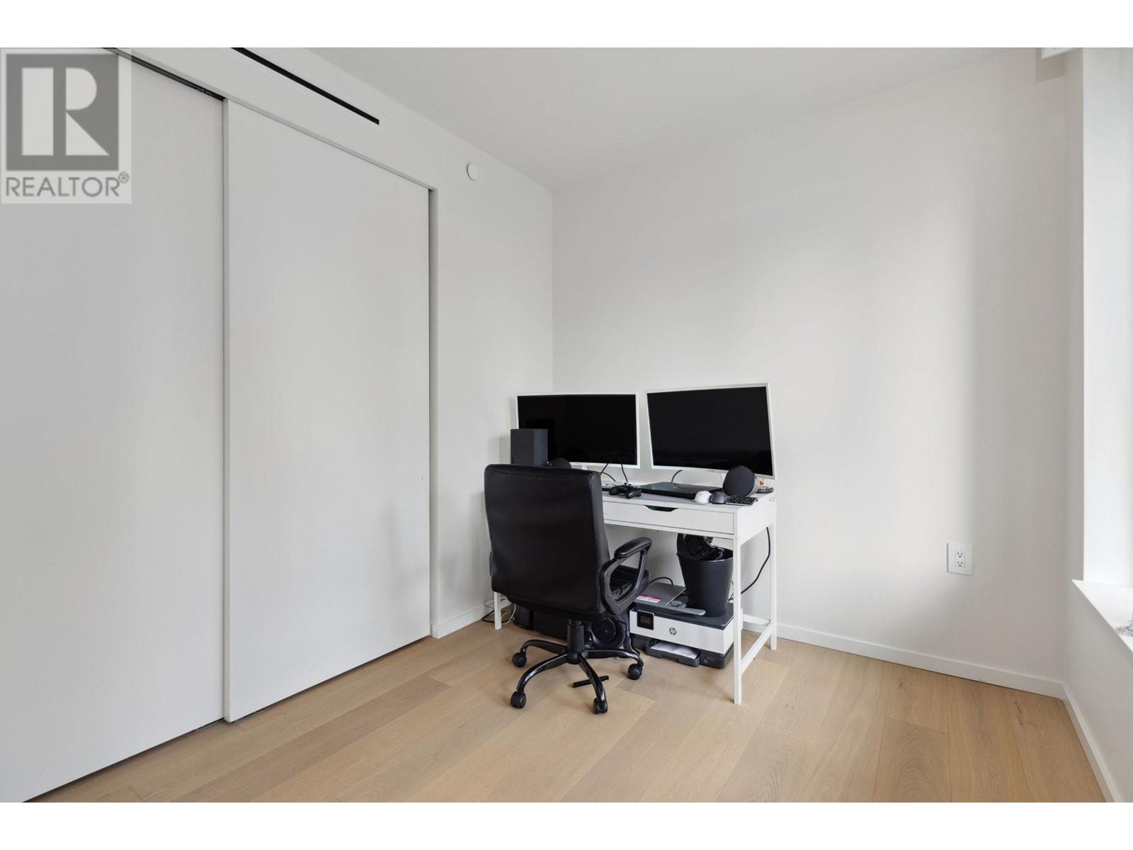 301 889 Pacific Street, Vancouver, British Columbia V6Z 1C3 - Photo 15 - R2935174