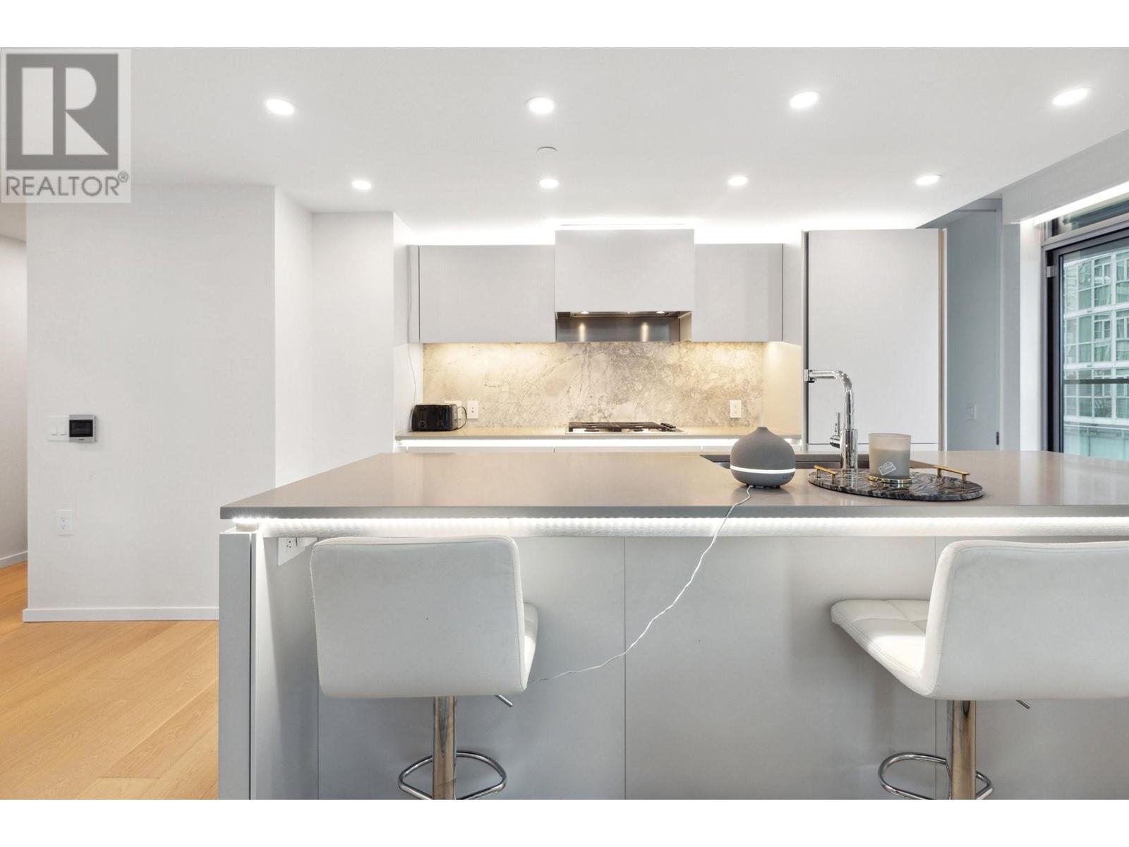 301 889 Pacific Street, Vancouver, British Columbia V6Z 1C3 - Photo 6 - R2935174