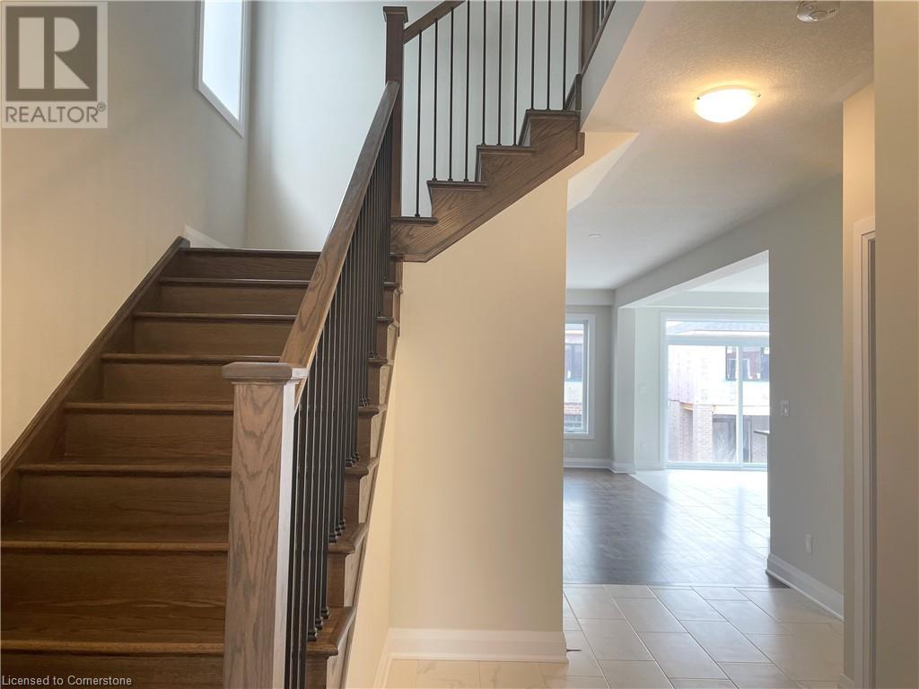 566 Balsam Poplar Street, Waterloo, Ontario  N2V 0H9 - Photo 10 - 40662269