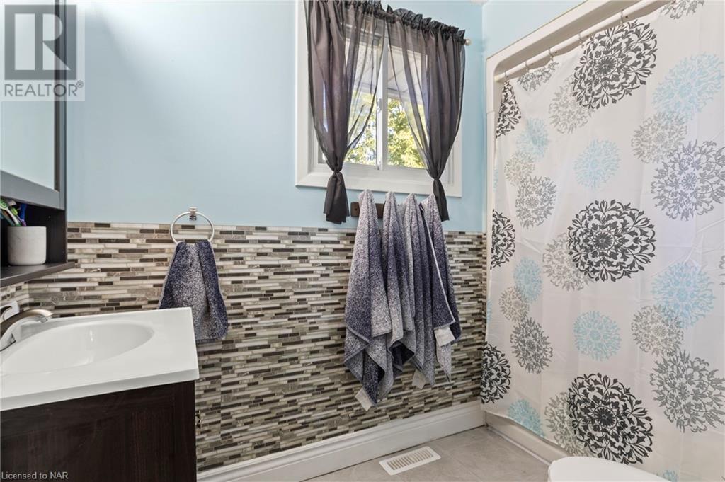 326 Bowen Road, Fort Erie, Ontario  L2A 2Y9 - Photo 18 - 40660842