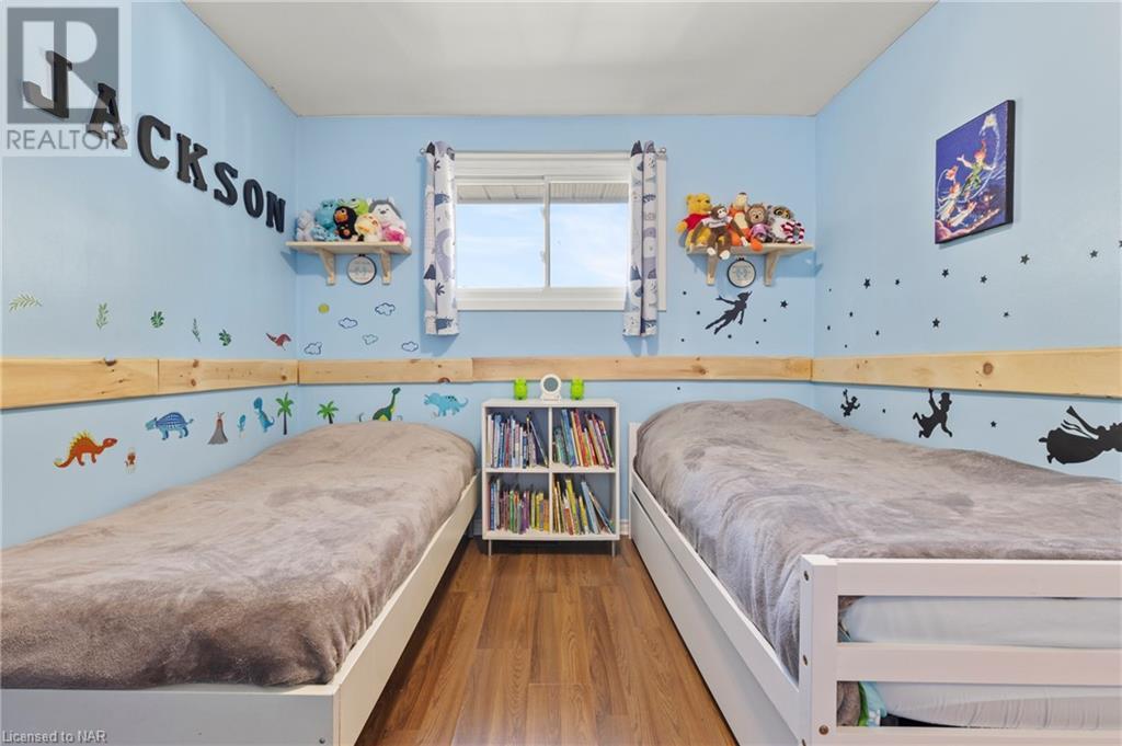 326 Bowen Road, Fort Erie, Ontario  L2A 2Y9 - Photo 16 - 40660842