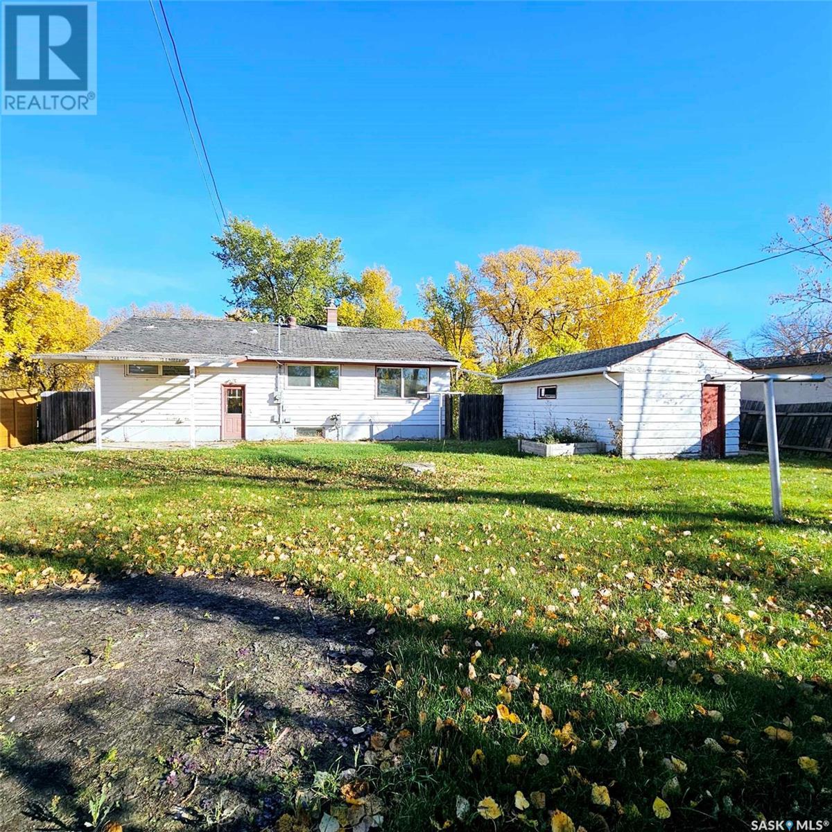 1123 Broadview Road, Esterhazy, Saskatchewan  S0A 0X0 - Photo 15 - SK985974