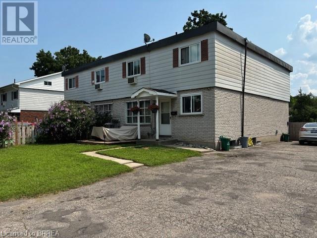 15 Brenda Court, Brantford, Ontario  N3R 2L8 - Photo 2 - 40658933