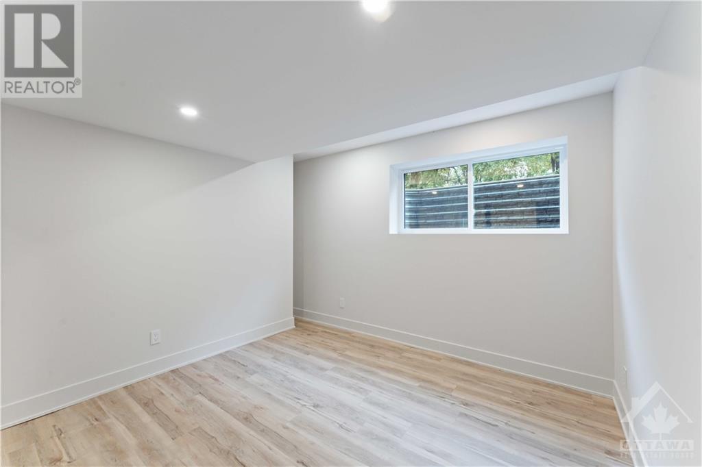 B - 120 Glynn Avenue, Ottawa, Ontario K1K 1S8 - Photo 11 - X9521294