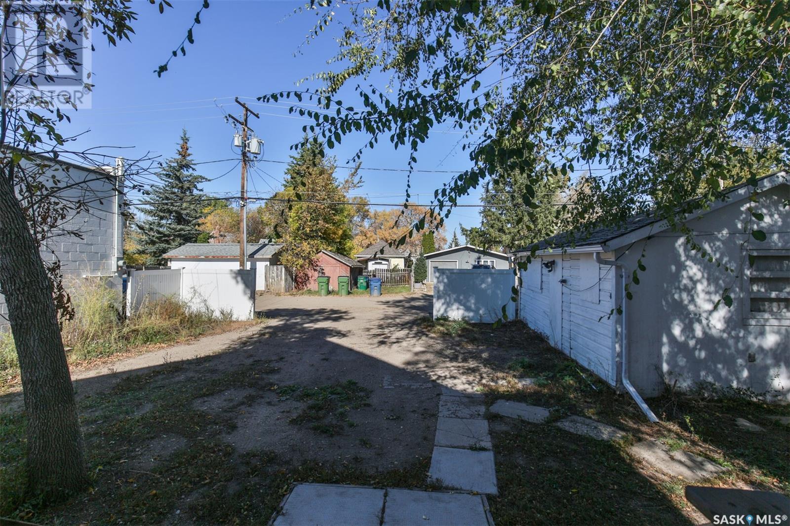 452 Athabasca Street E, Moose Jaw, Saskatchewan  S6H 0L8 - Photo 23 - SK984549