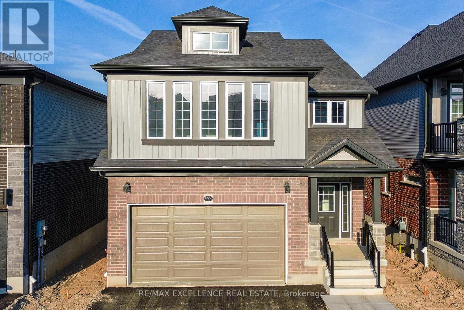 572 BALSAM POPLAR STREET, Waterloo, Ontario