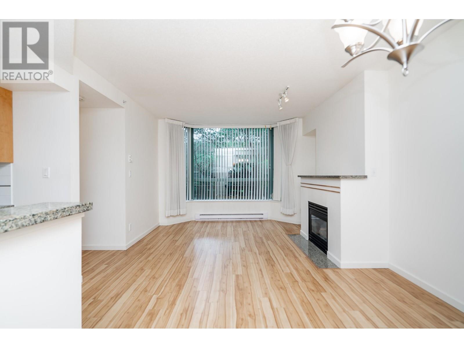 Listing Picture 8 of 28 : TH8 1889 ROSSER AVENUE, Burnaby / 本拿比 - 魯藝地產 Yvonne Lu Group - MLS Medallion Club Member
