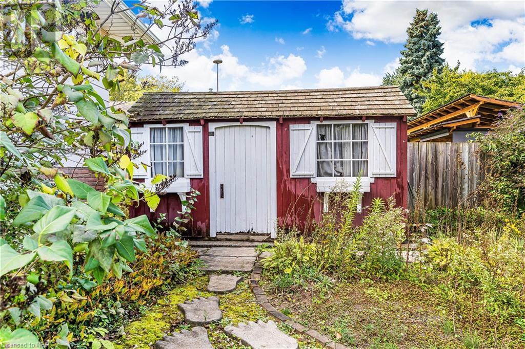 21 Kimbermount Drive, St. Catharines, Ontario  L2N 5V7 - Photo 11 - 40655551