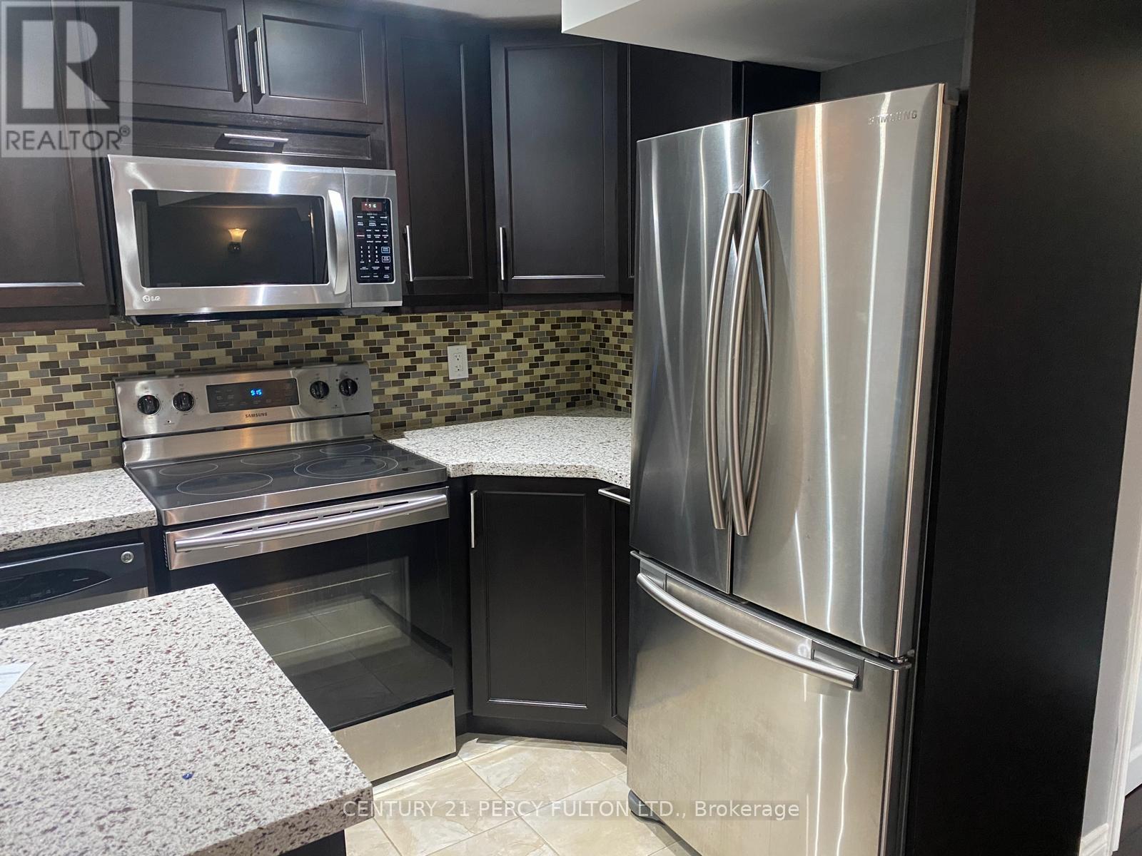 49 Game Creek Crescent N, Brampton, Ontario  L7A 0J3 - Photo 2 - W9394778