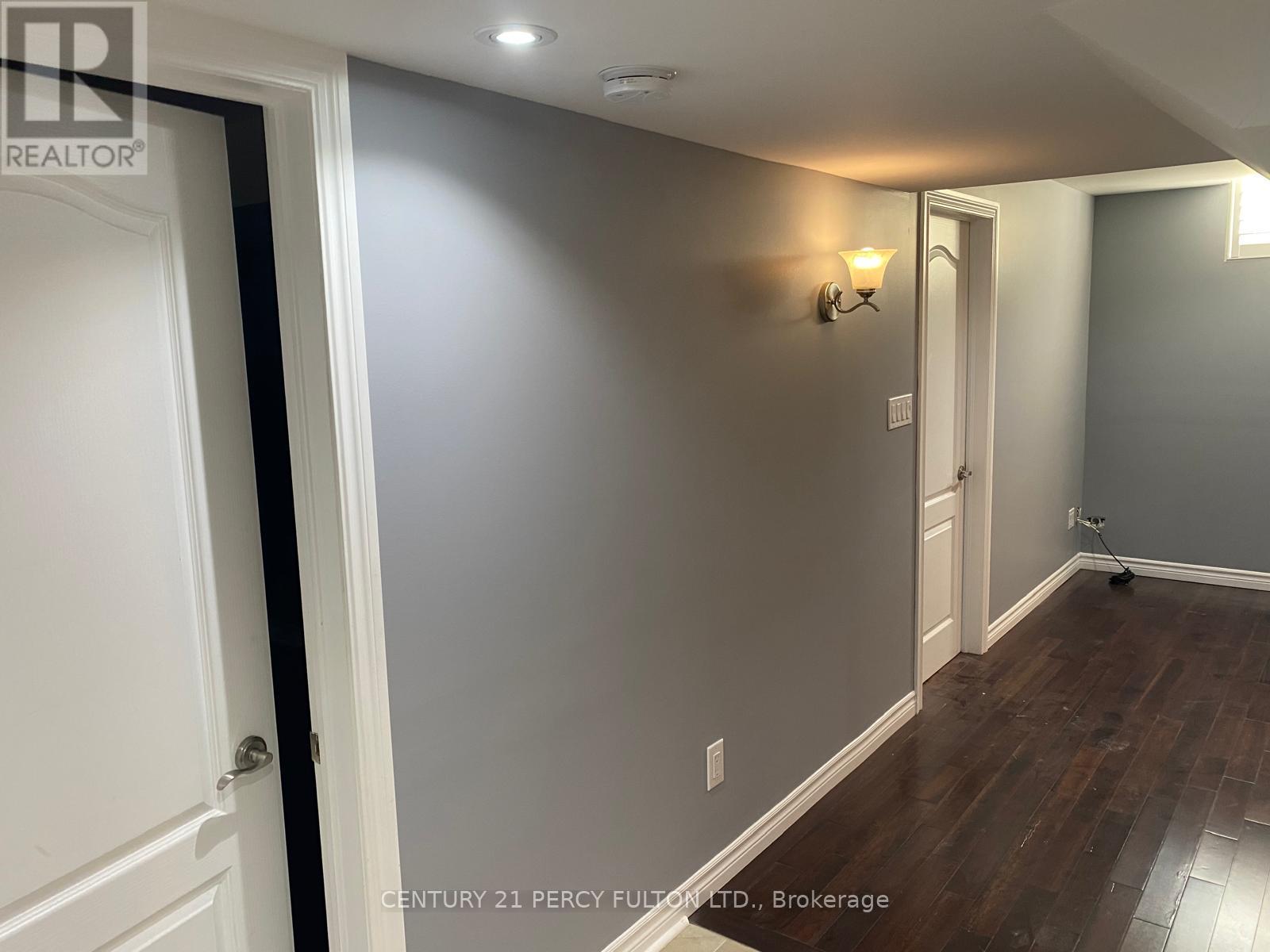 49 Game Creek Crescent N, Brampton, Ontario  L7A 0J3 - Photo 9 - W9394778