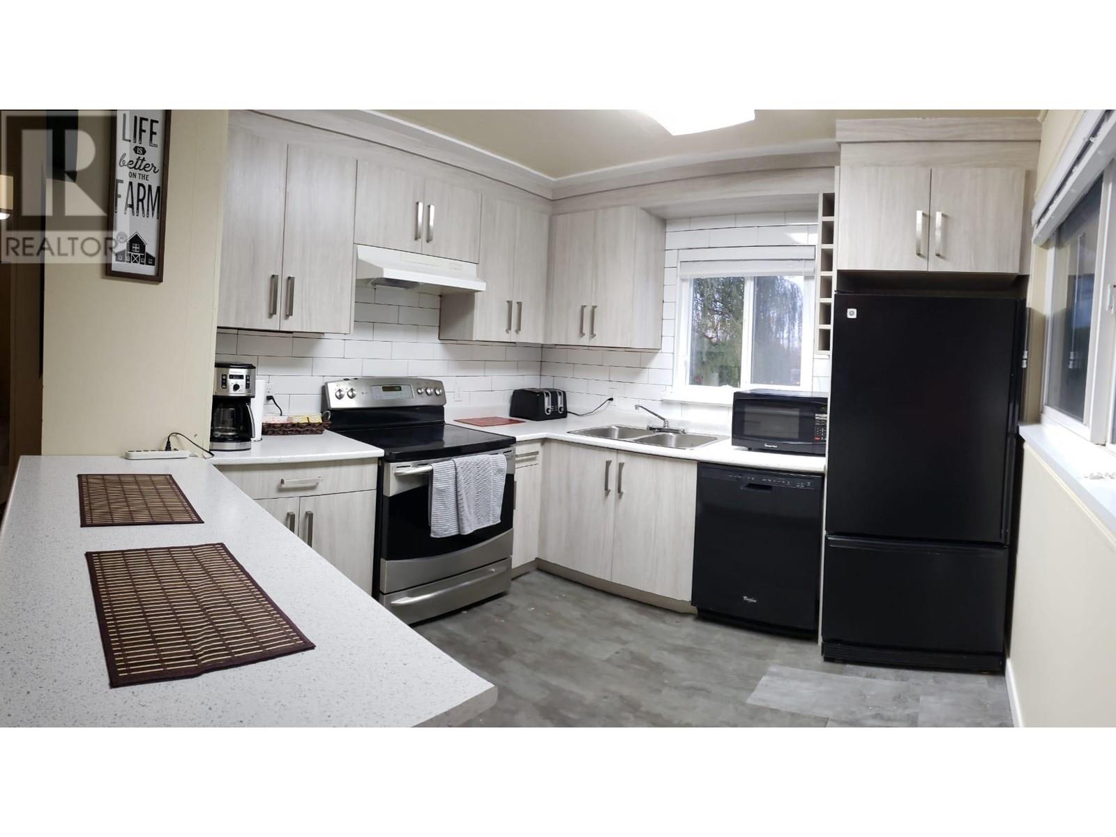 24611 Dewdney Trunk Road, Maple Ridge, British Columbia  V4R 1X2 - Photo 4 - R2931596