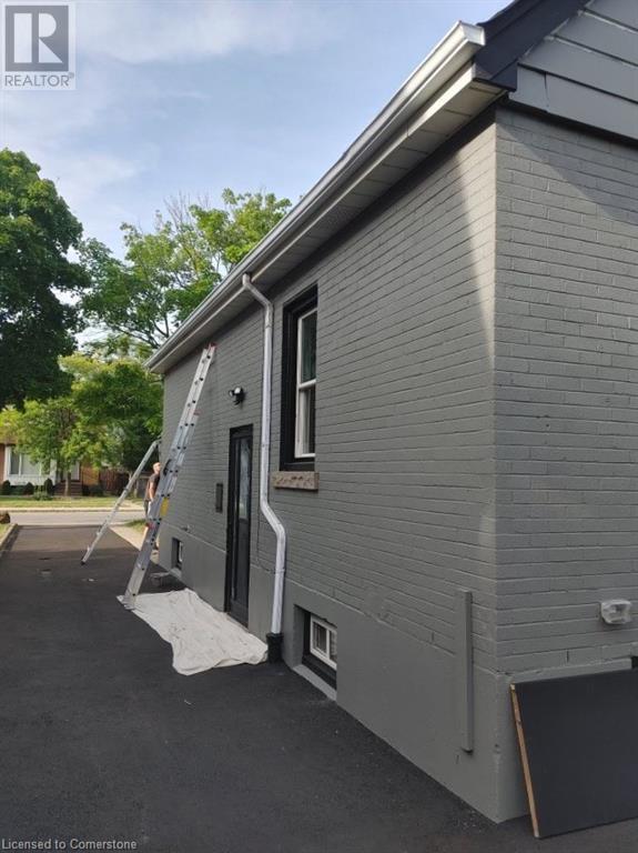 22 Cheryl Avenue, Hamilton, Ontario  L8V 1Y2 - Photo 2 - 40662341