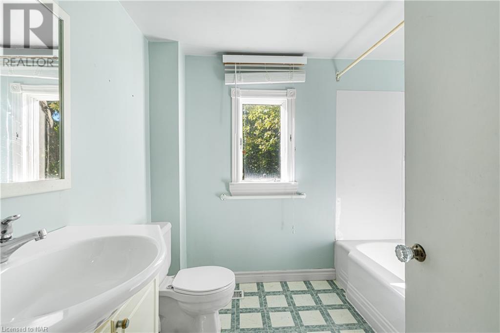 1400 Haist Street, Fonthill, Ontario  L0S 1E5 - Photo 12 - 40662382