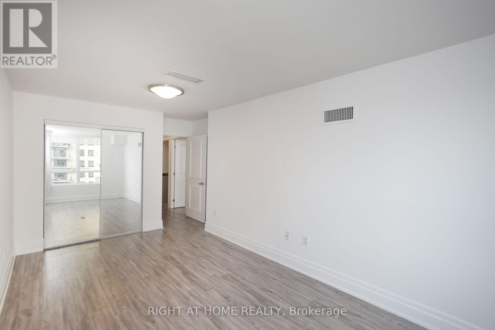 Ph17 - 650 Sheppard Avenue E, Toronto, Ontario  M2K 3E4 - Photo 22 - C9394849