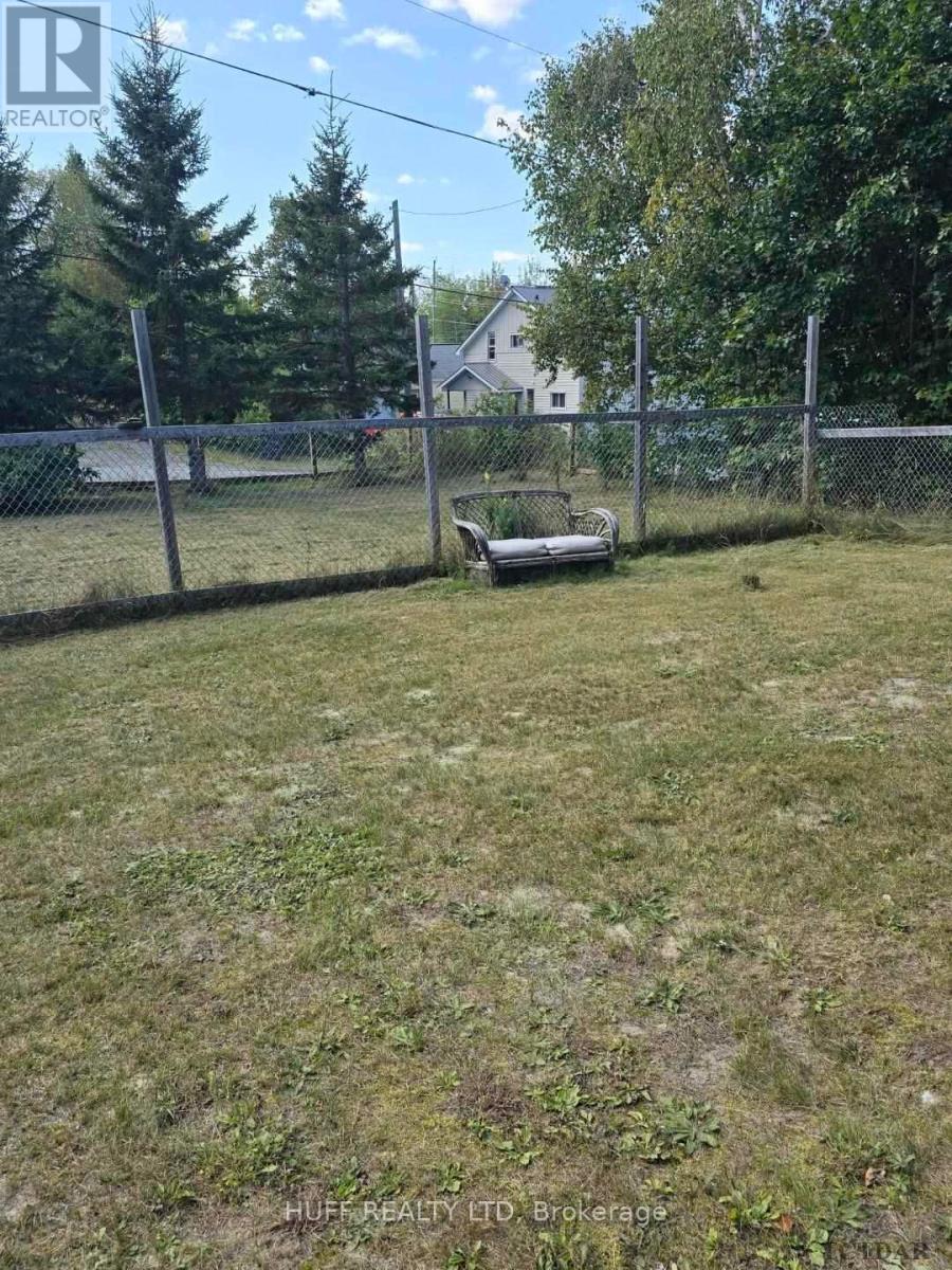 24 Wye Street, Kirkland Lake, Ontario  P0K 1A0 - Photo 10 - T9352608